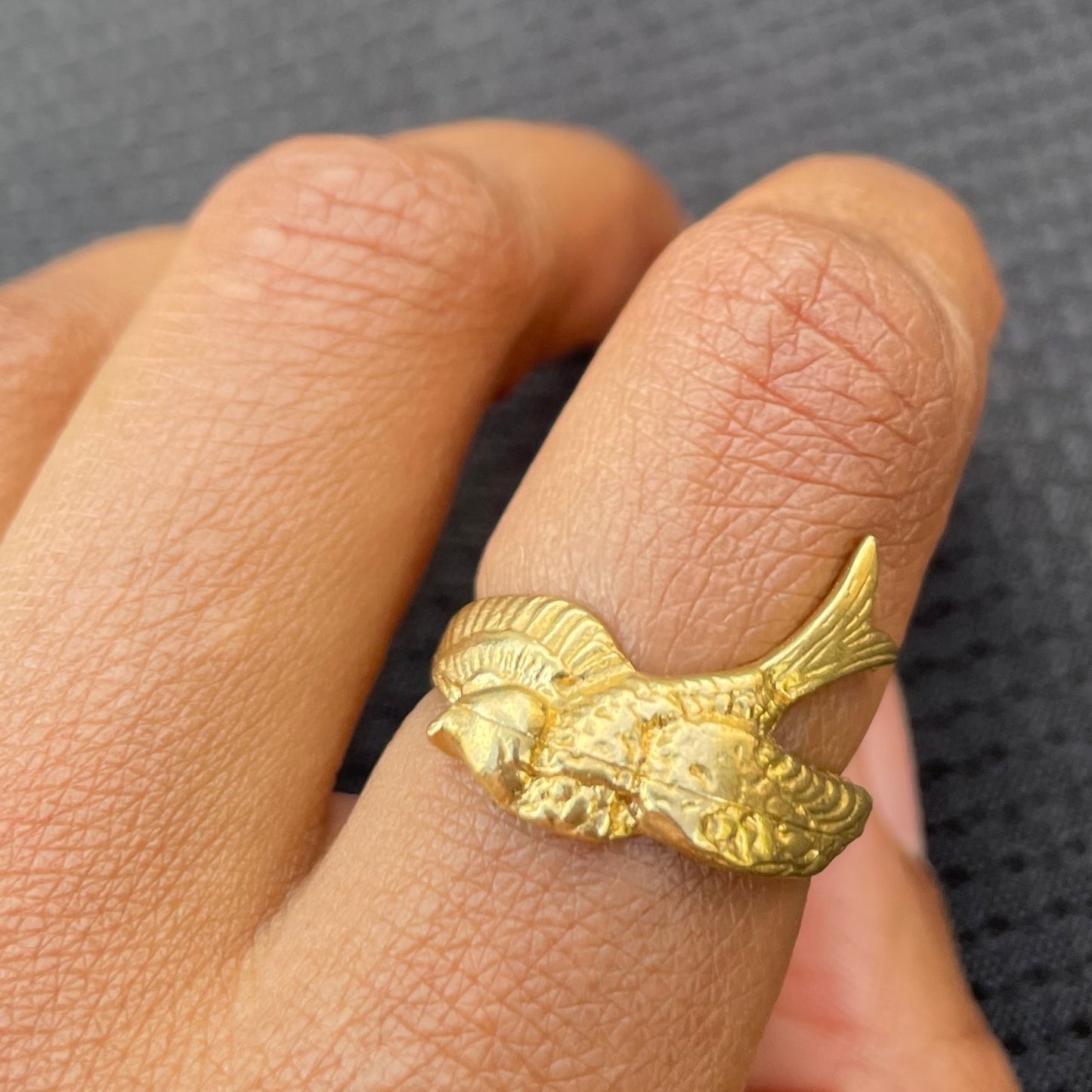 Hummingbird brass adjustable ring