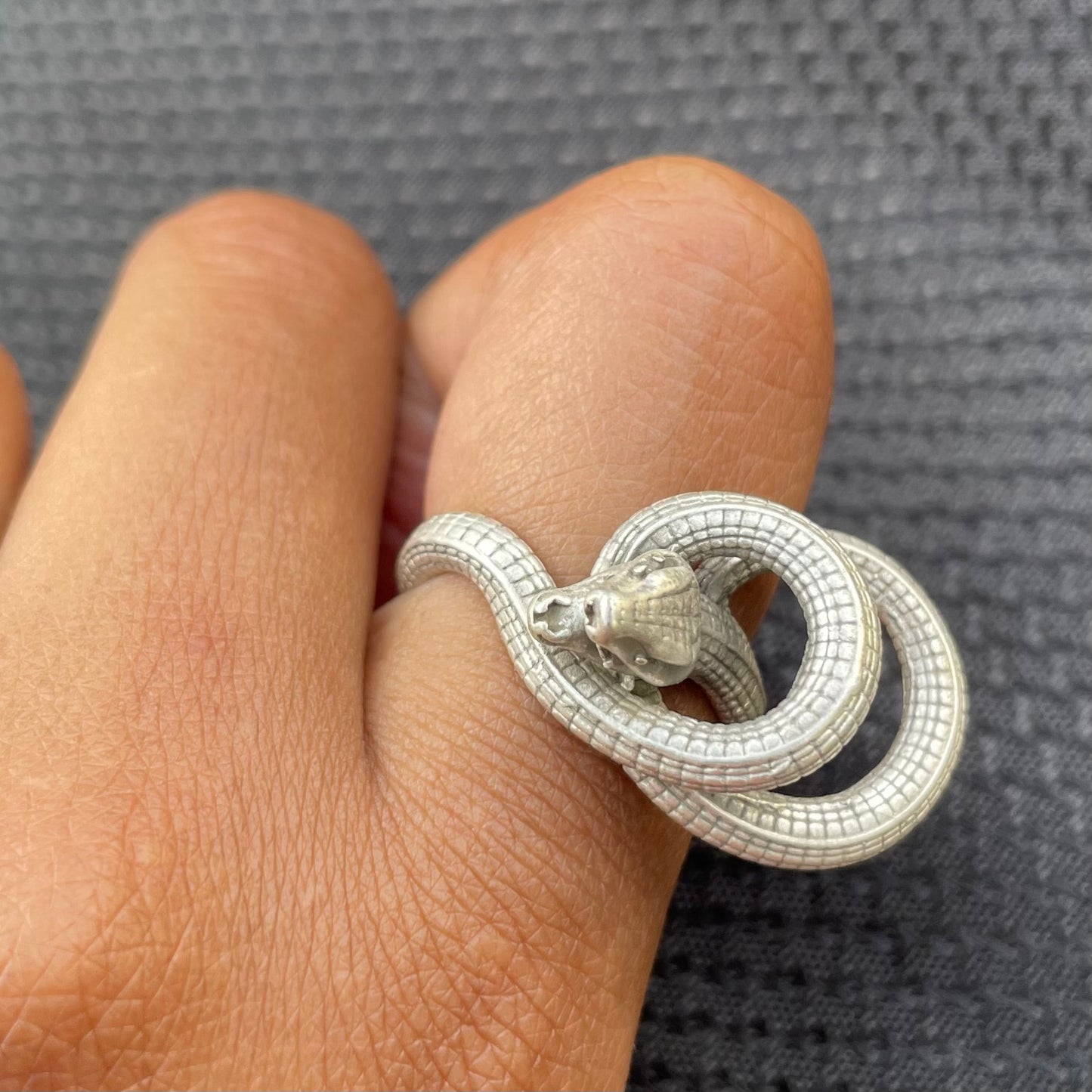 Anaconda ring