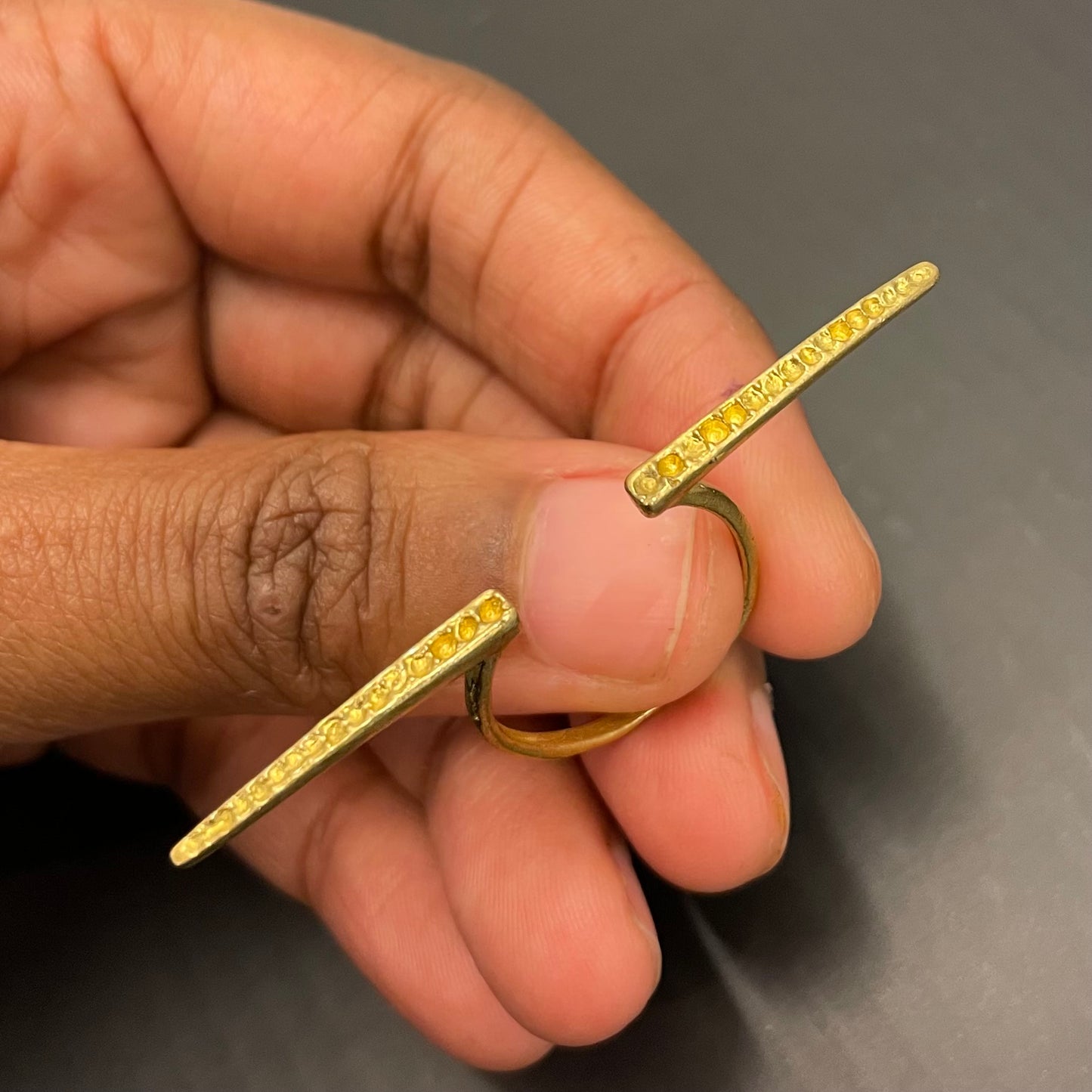 Spike ring