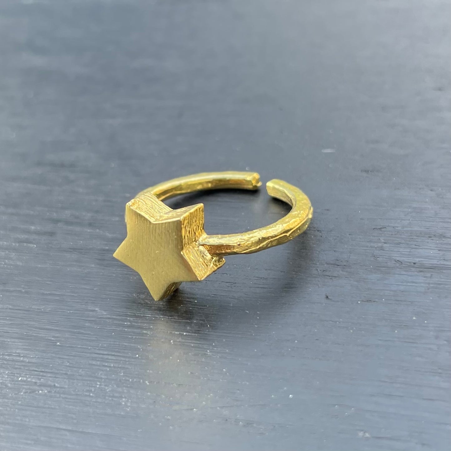 The Star, Star Ring (brass)