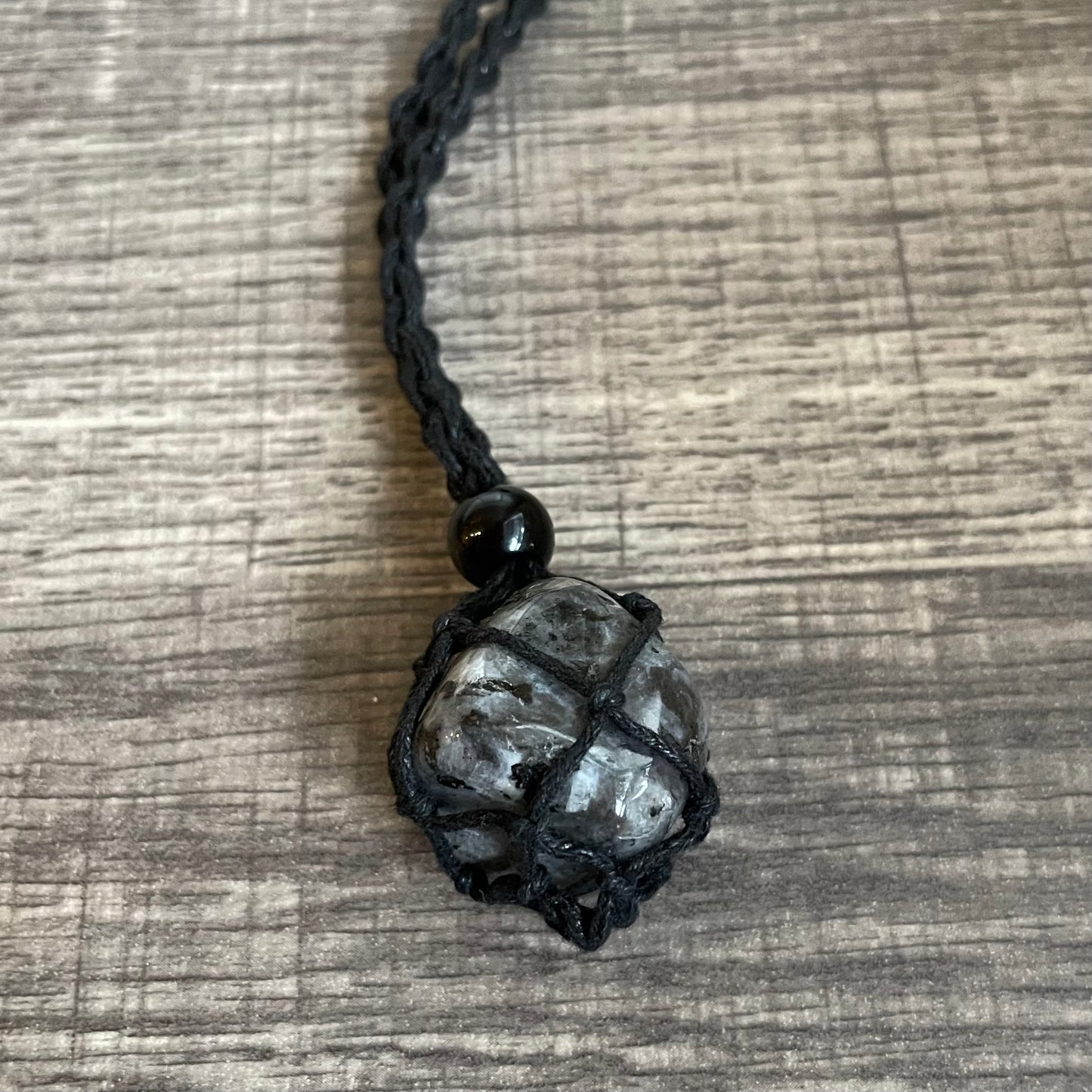 Larkivite Black Rope