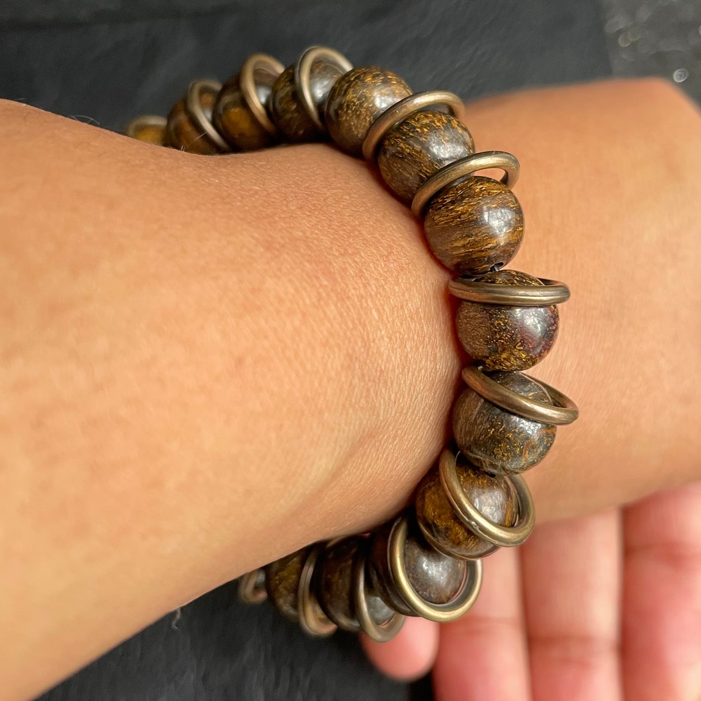 Bronzite 10mm with rings