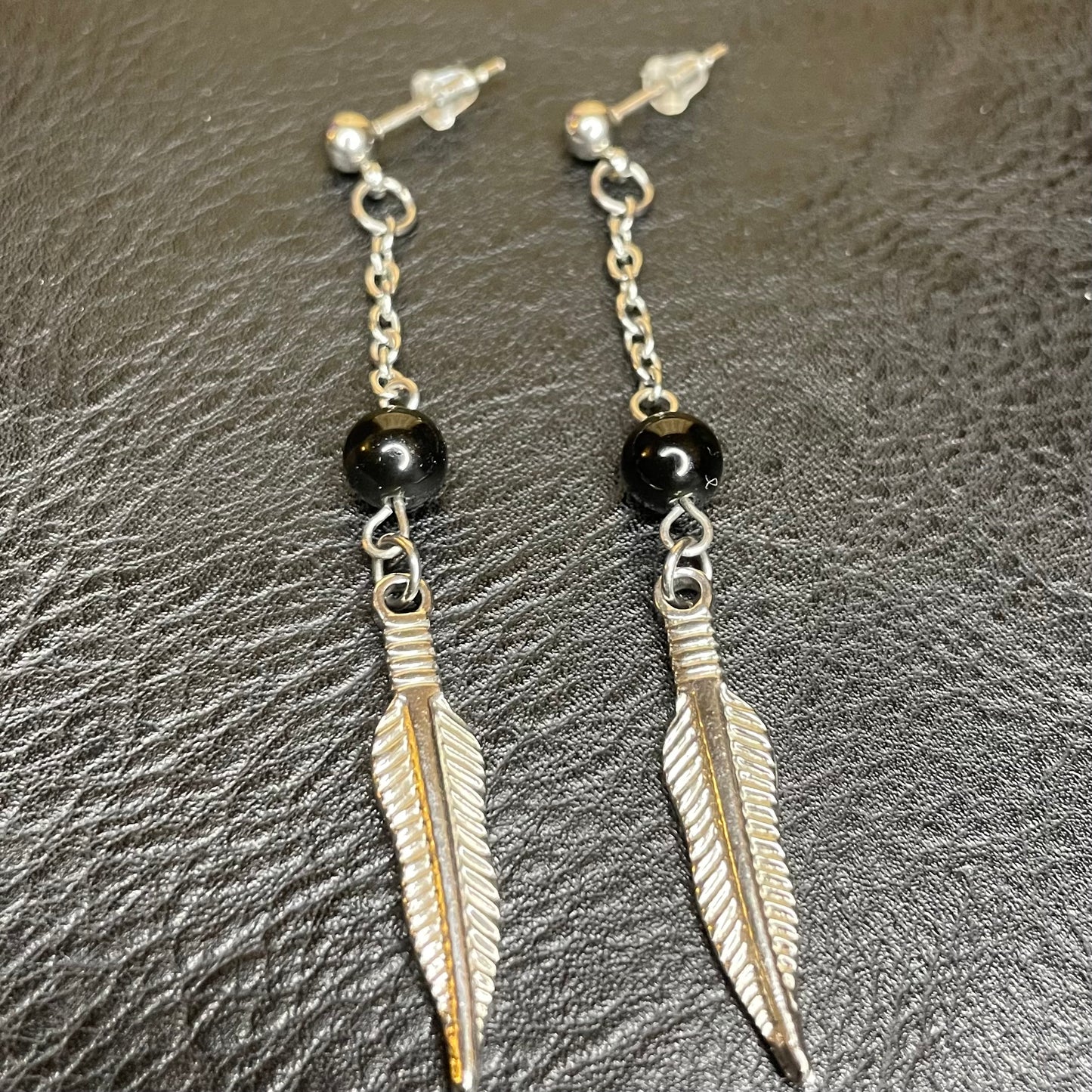 Stainless steel Obsidian feathers