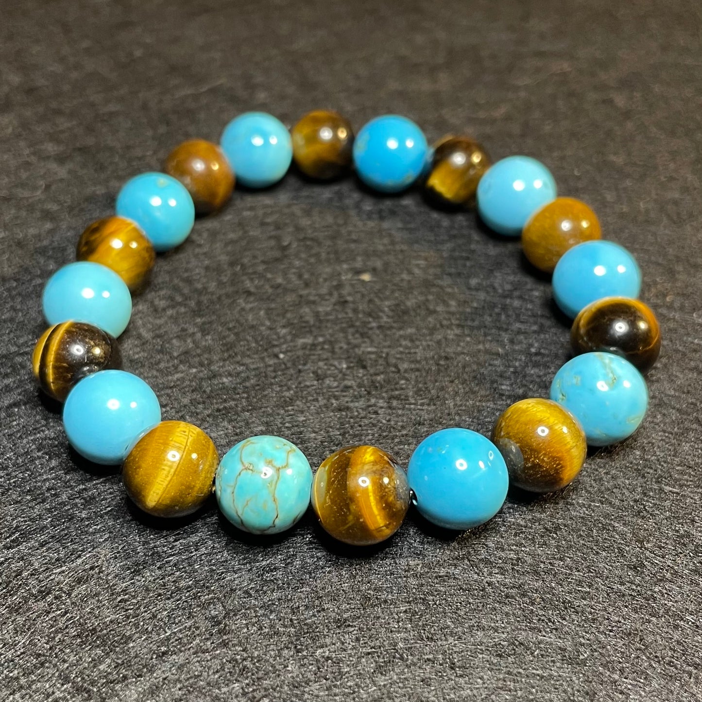 Turquiose/Howlite and Tiger’s Eye 10mm