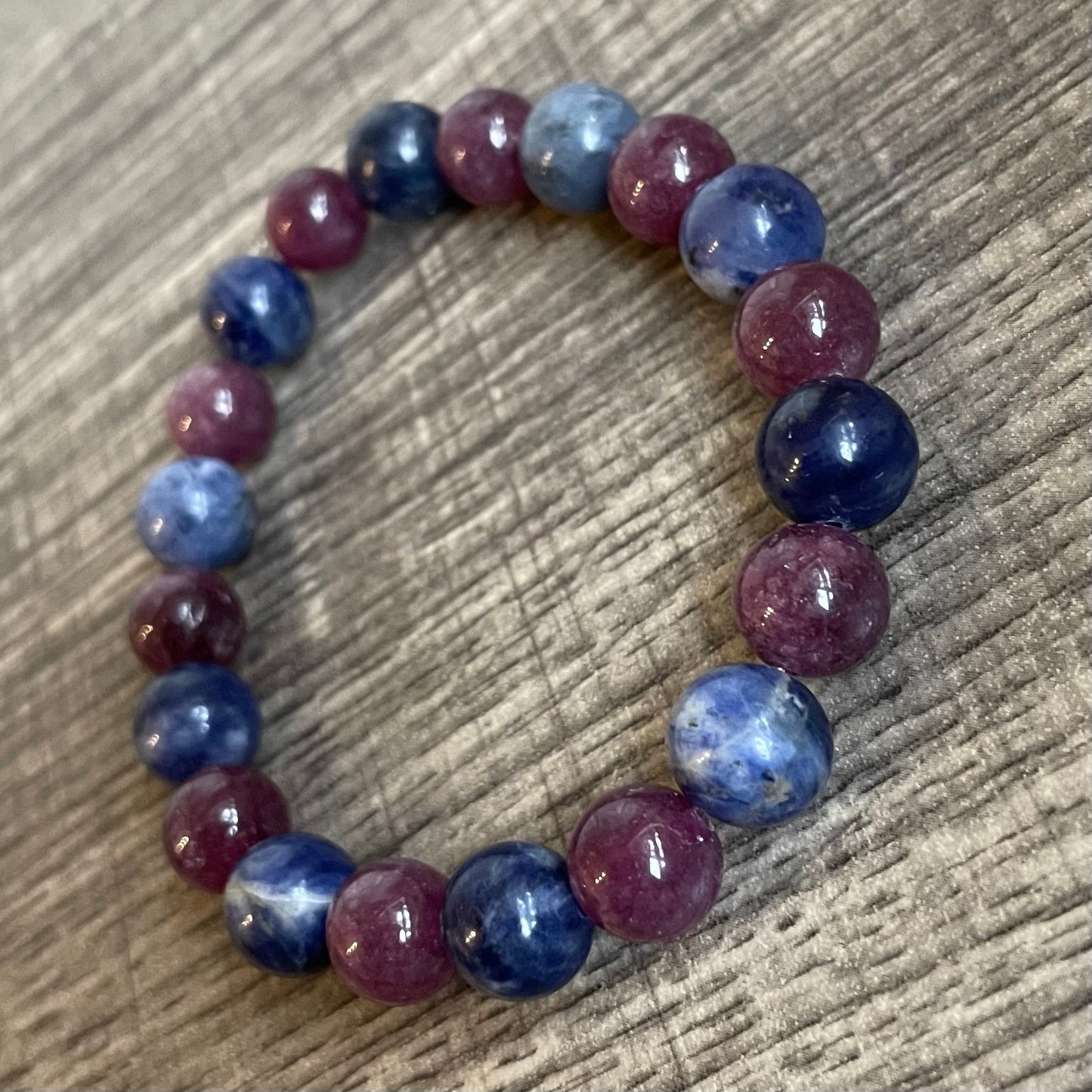 Sodalite + Lepidolite 10mm