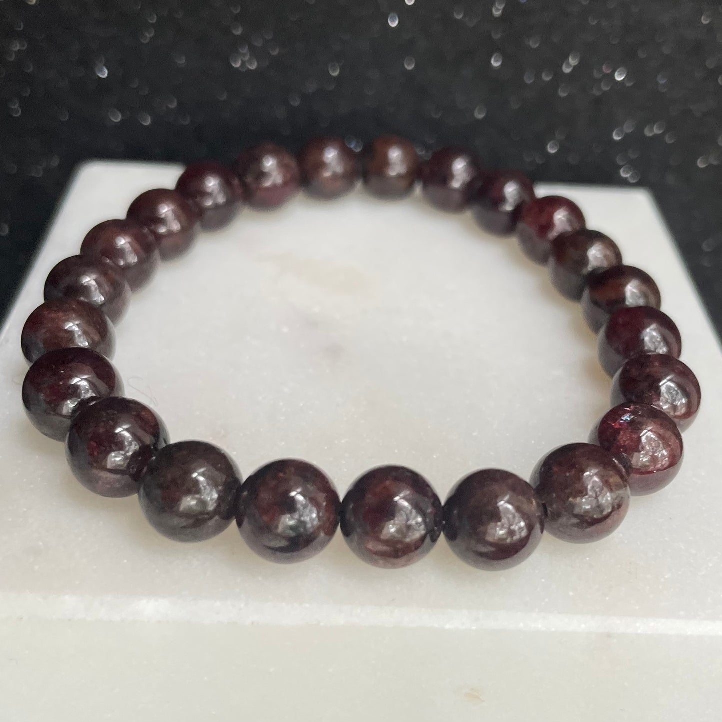 Garnet 8mm