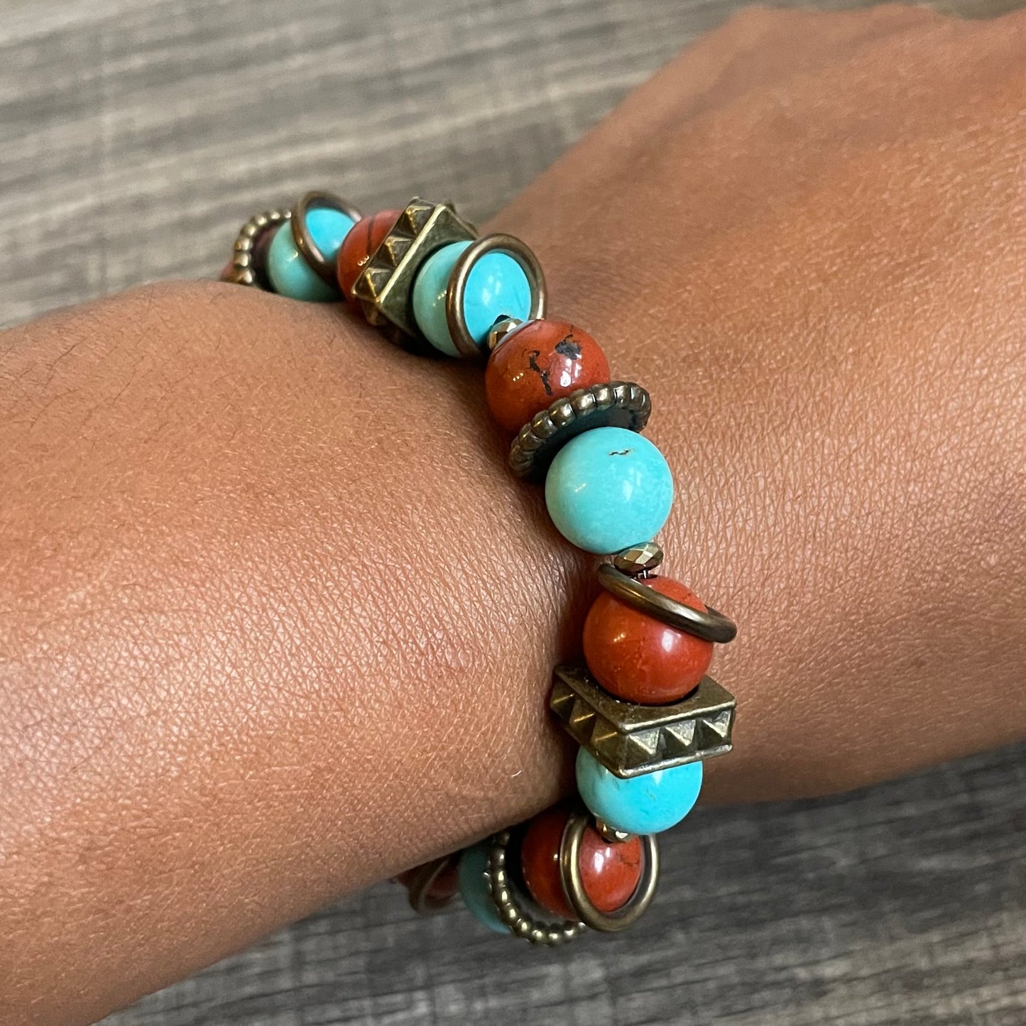 Red Jasper + Turquiose/Howlite 10mm