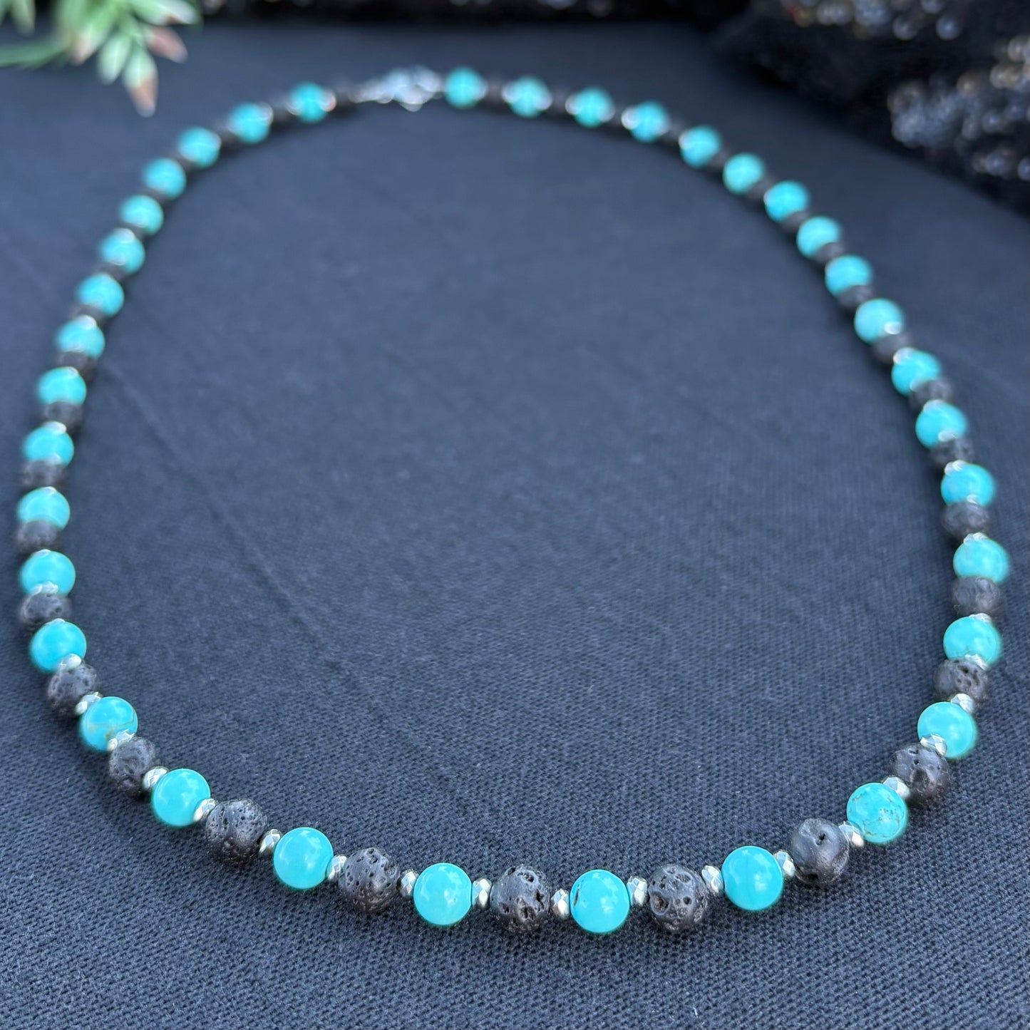 Turquiose/Howlite + Lava Stone 24 inch
