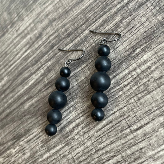 Matted Black onyx drops