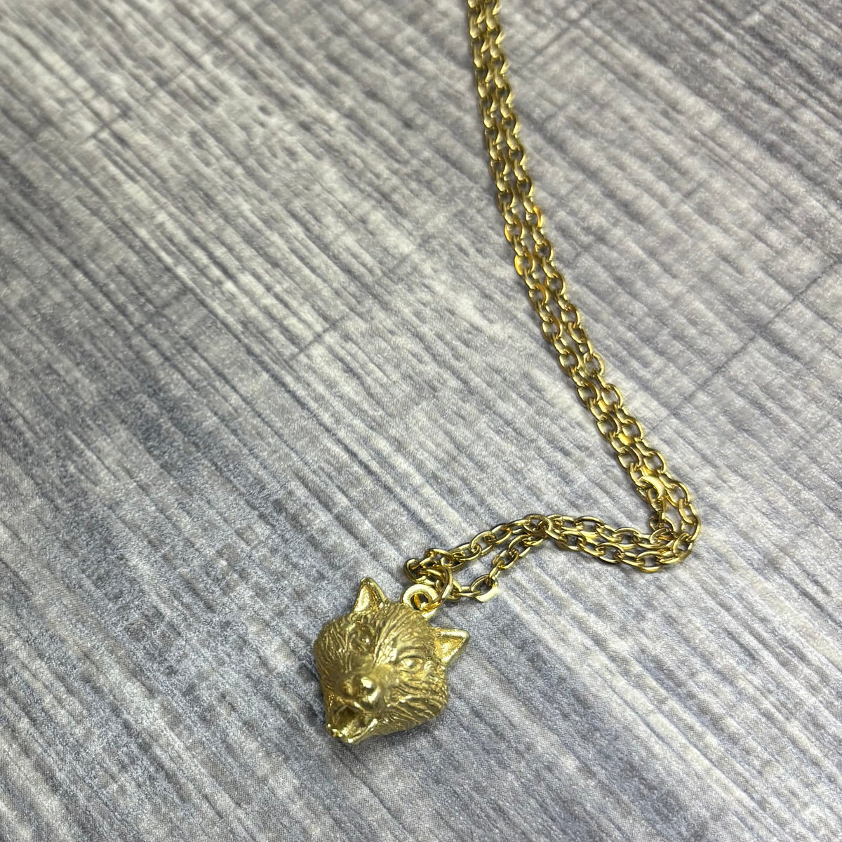 Wolf gold necklace