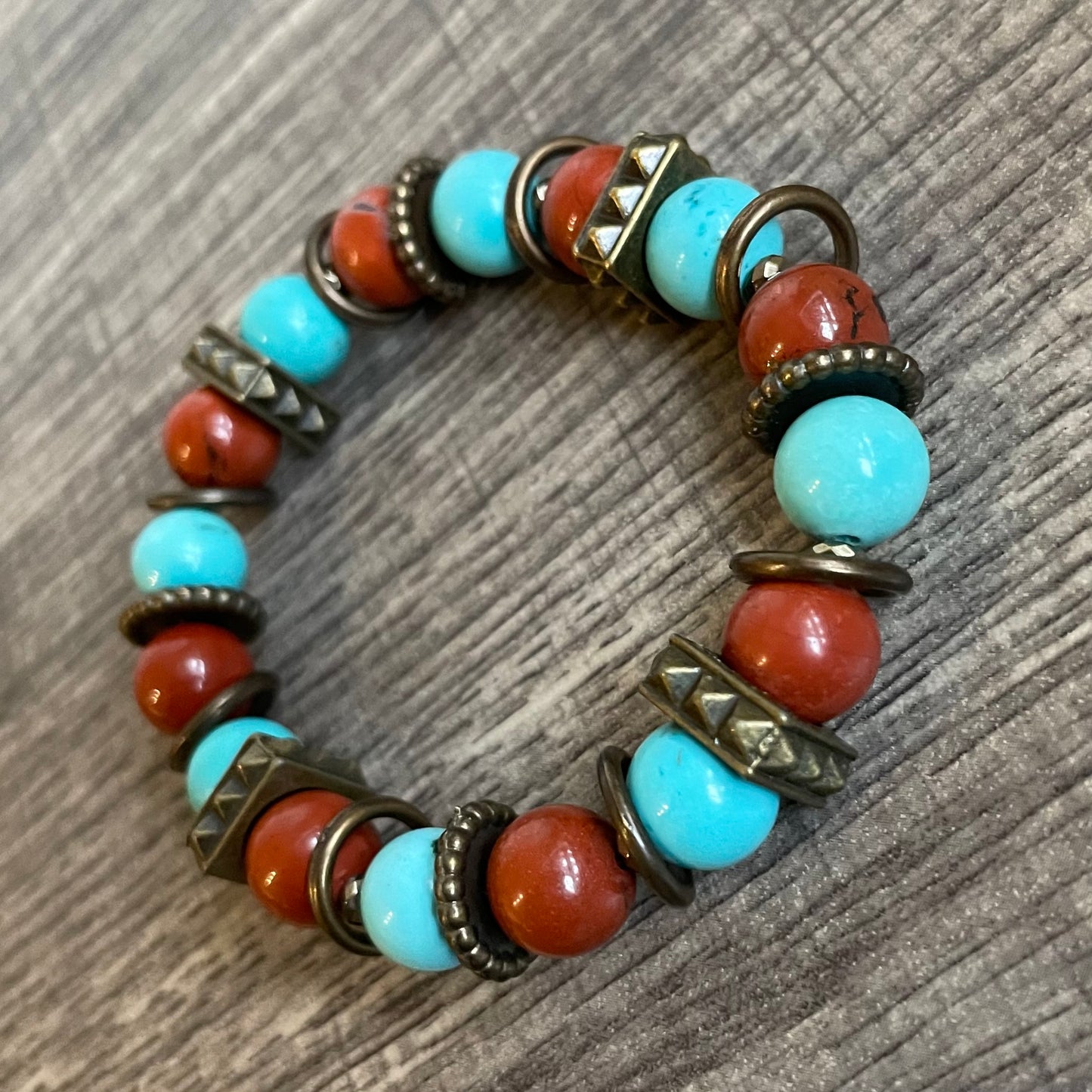 Red Jasper + Turquiose/Howlite 10mm