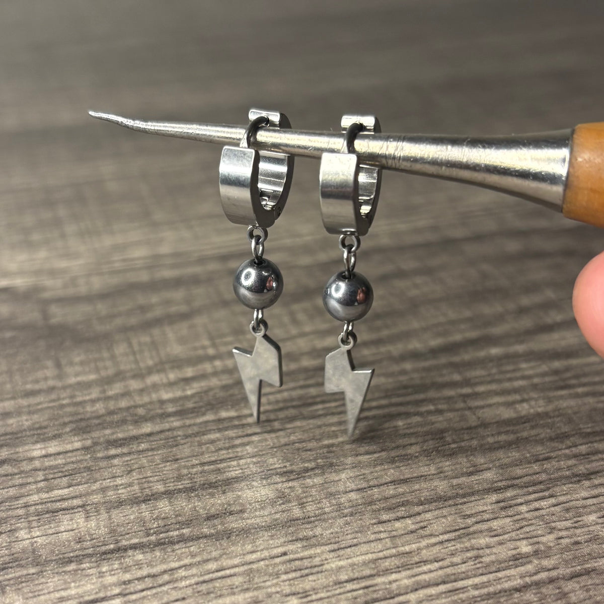 Silver Hematite Boltz