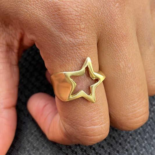 Star Cutout Ring (brass)