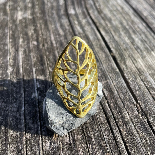 Leaf adjustable brass ring